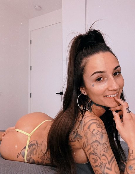 brinamberlee onlyfans naked porn