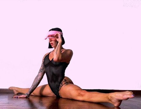 muscle onlyfans sexy visual