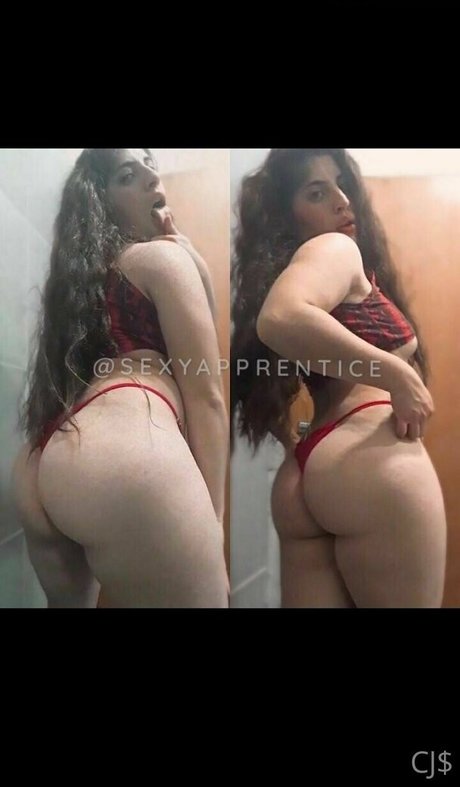 tiny barbie onlyfans model photos