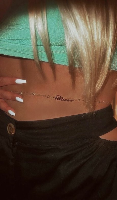 Tatiana Gianacopoulos onlyfans striptease