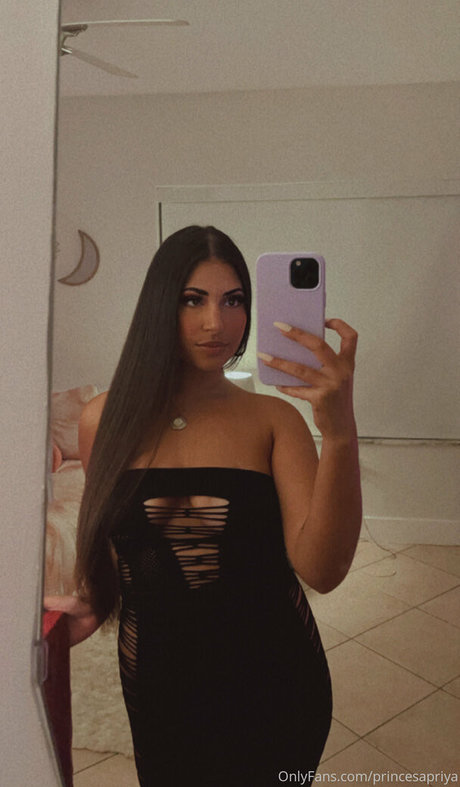 hannahsharpe18 onlyfans star