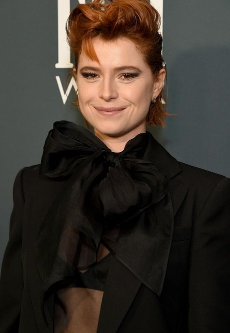 Jessie Buckley onlyfans leaked dirtyship