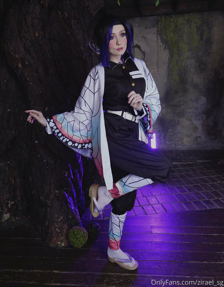 Zirael sg onlyfans strip tease