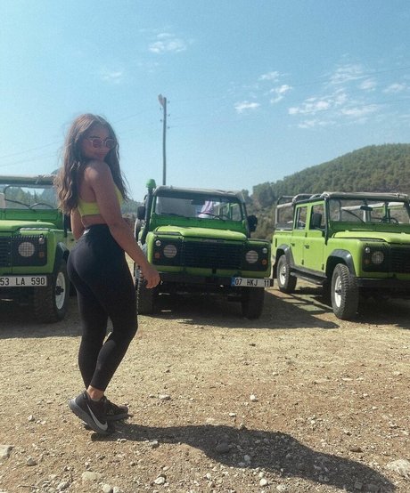 Clo Lloyd only fans pic