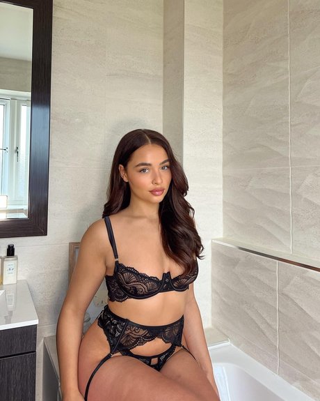 Clo Lloyd onlyfans xx