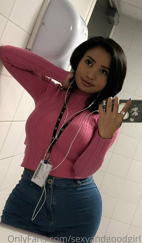 sexyandgoodgirl naked only fans