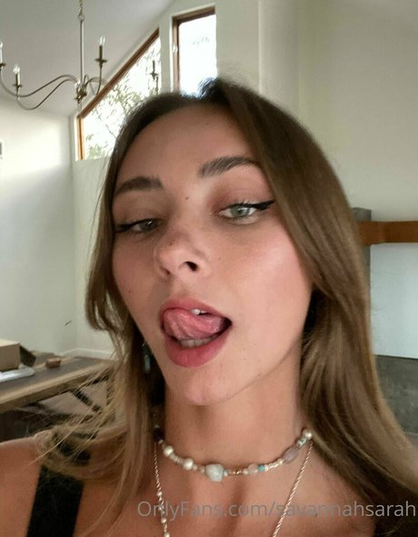 savannahsarah strip onlyfans