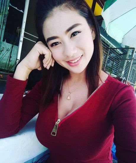 mature hairy pussy onlyfans erotic glimpse