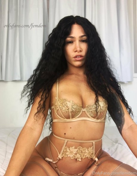 femdom Profile image