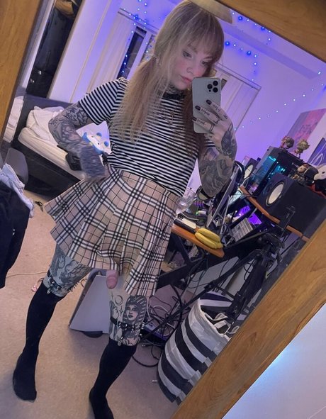 emilypiexo nude only fans leaks