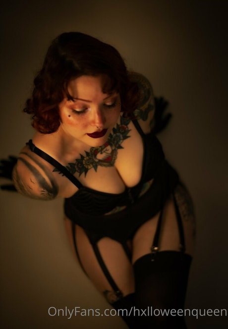 hxlloweenqueen onlyfans nude content