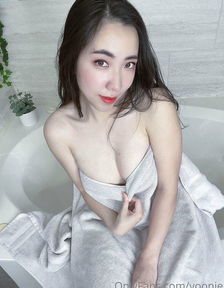 Yoonie only fans nude leaks