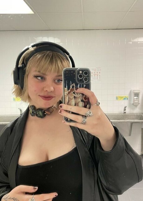 Hickorymoth only fans nudes