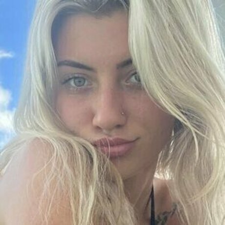 skyysmithh__skysmith_ onlyfans nudes