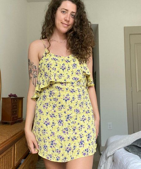 Nicole Quinn onlyfans model photo