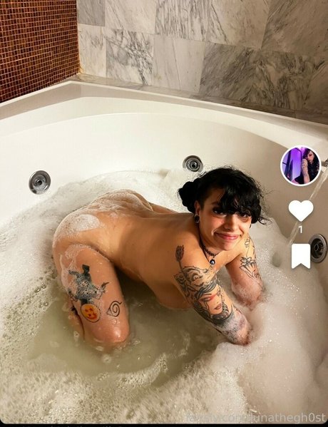 lunagh0ul onlyfans nude photos