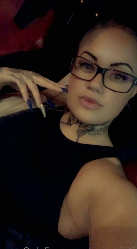 athletic milf onlyfans sexy naked shot