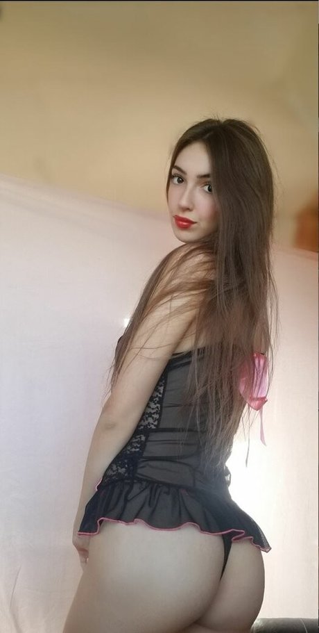 Coral Larsen onlyfans nsfw