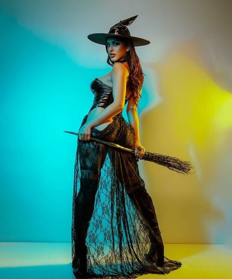 Sophia Leone only fans nude leaks