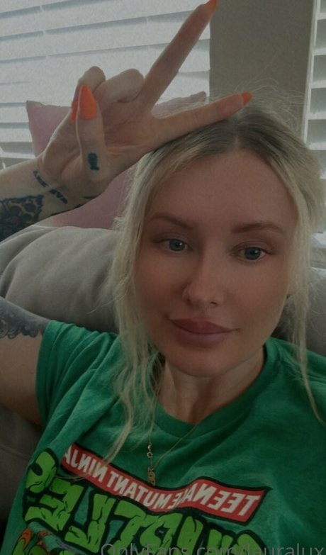 Laura Lux naked on onlyfans