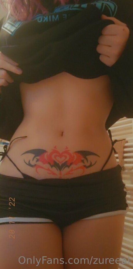 Zureeal onlyfans star