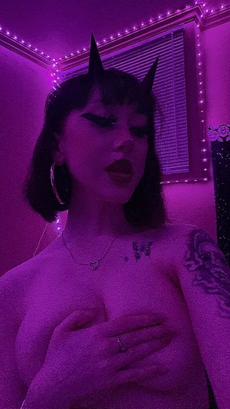 tsund3r3gf leaked onlyfans pics