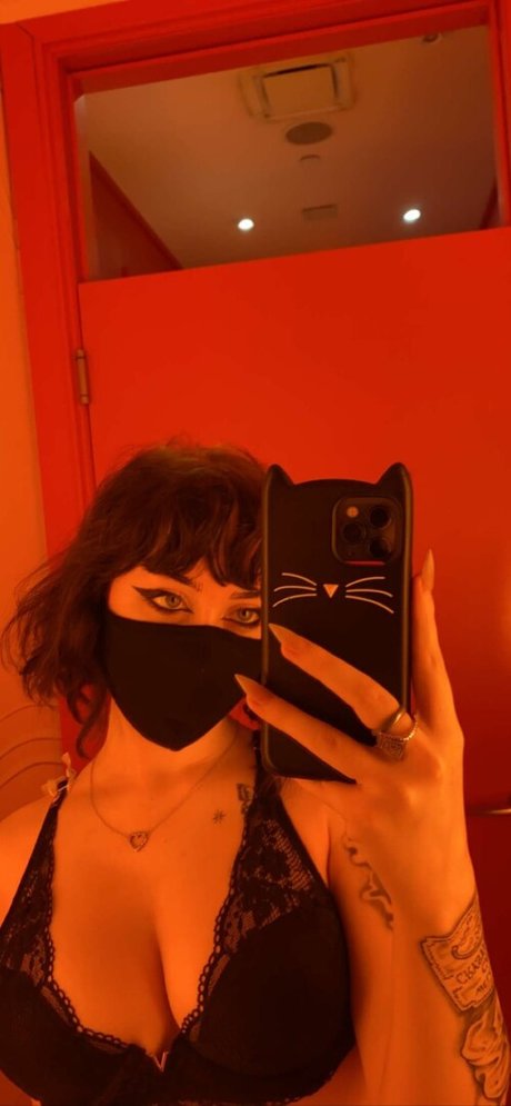 tsund3r3gf only fans content