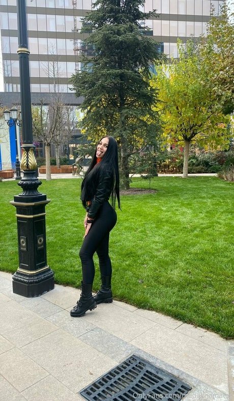 Madalina Mates naked onlyfans pics