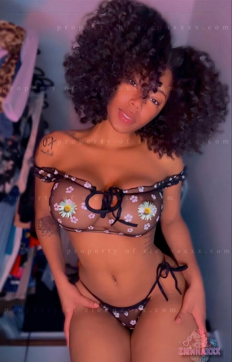 Ziennaxxx onlyfans sex
