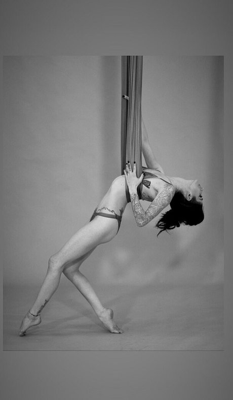 feet teen onlyfans sexy illustration