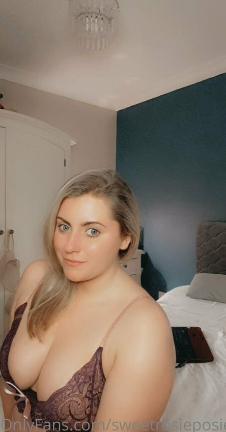 sweetrosieposie free onlyfans