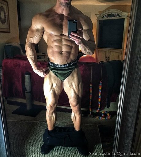 sean costin onlyfans tits
