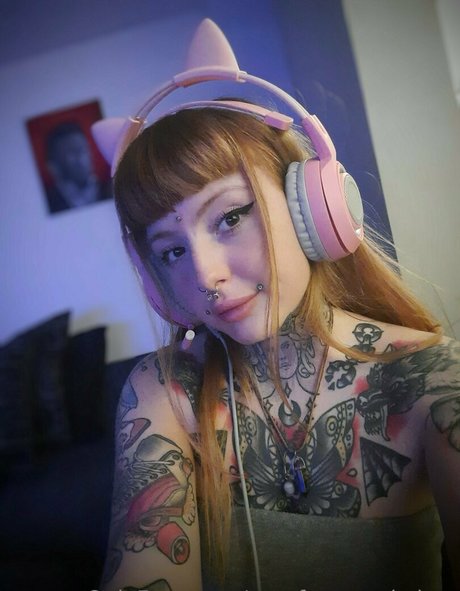 yourfavecmsltshop tits onlyfans