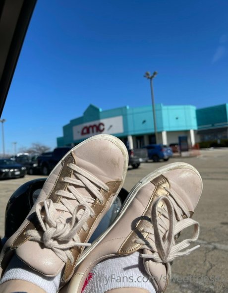 sweettoes4u onlyfans fuck