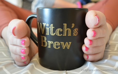 sweettoes4u leaked onlyfans pictures