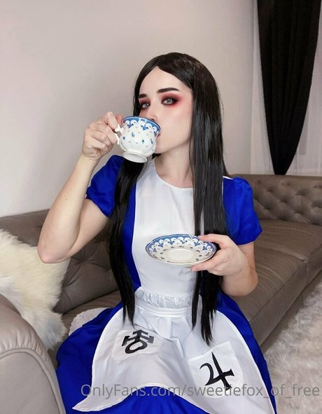 sweetiefox of free onlyfans striptease