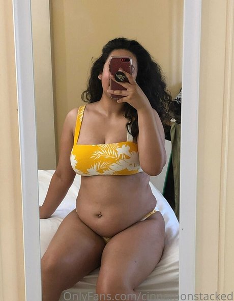 cinnamonstacked onlyfans boobs