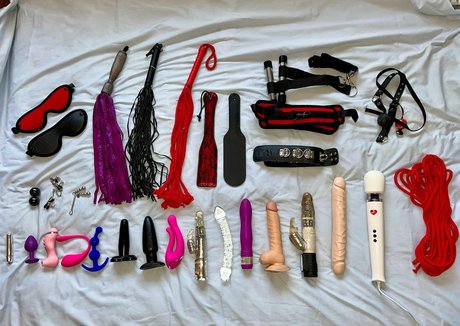 colourful cougar onlyfans picture