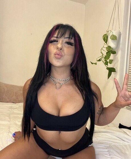 scarlettviv onlyfans leaked nudes