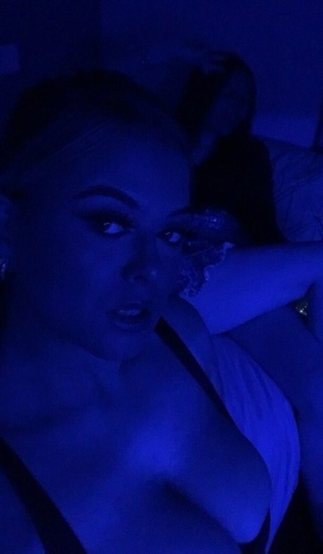 Alexandra Spencer onlyfans fuck