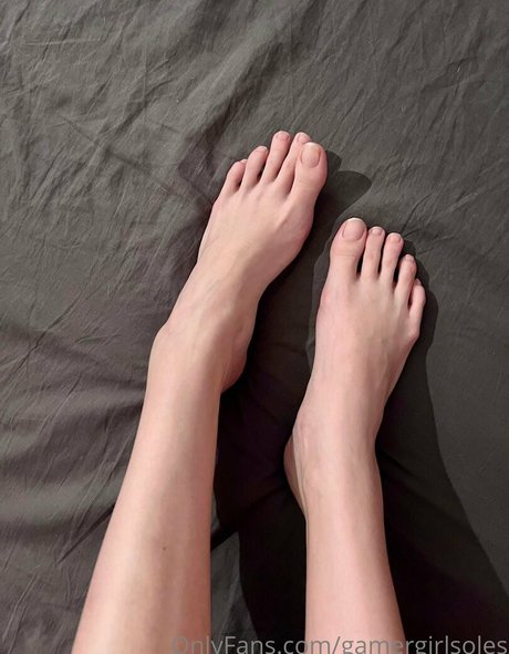 gamergirlsoles onlyfans naked leaked