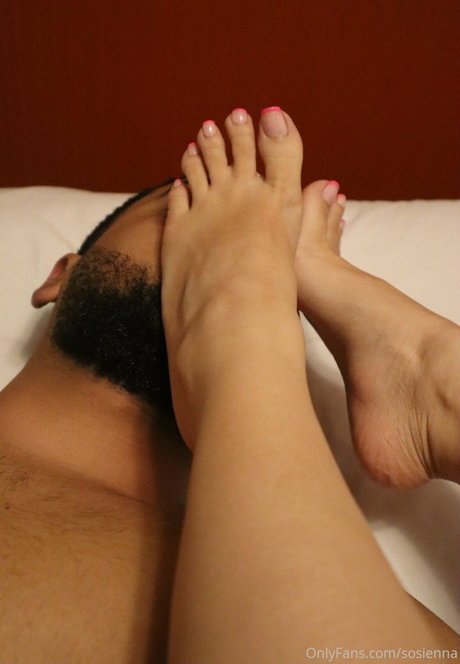 solessienna onlyfans leaked.