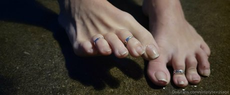 simplysexysage onlyfans topless