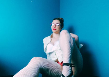 gabriasmr on onlyfans