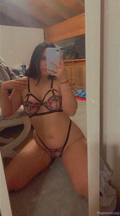 phantomlizzy leaked onlyfans pictures