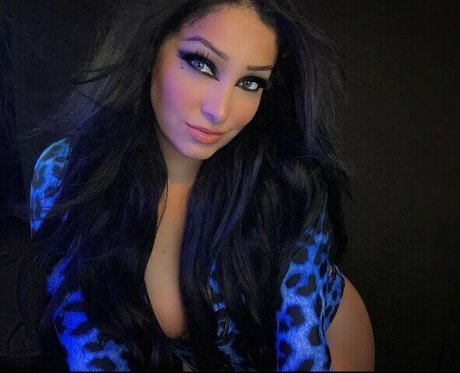 Mandy Leon leaks onlyfans