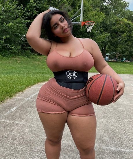 Megan Velez onlyfans creator