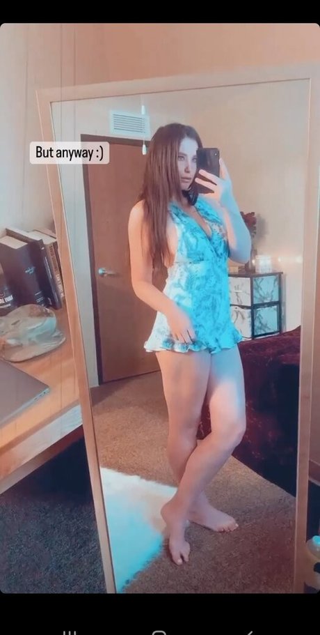 Selena USAF Babe onlyfans keak