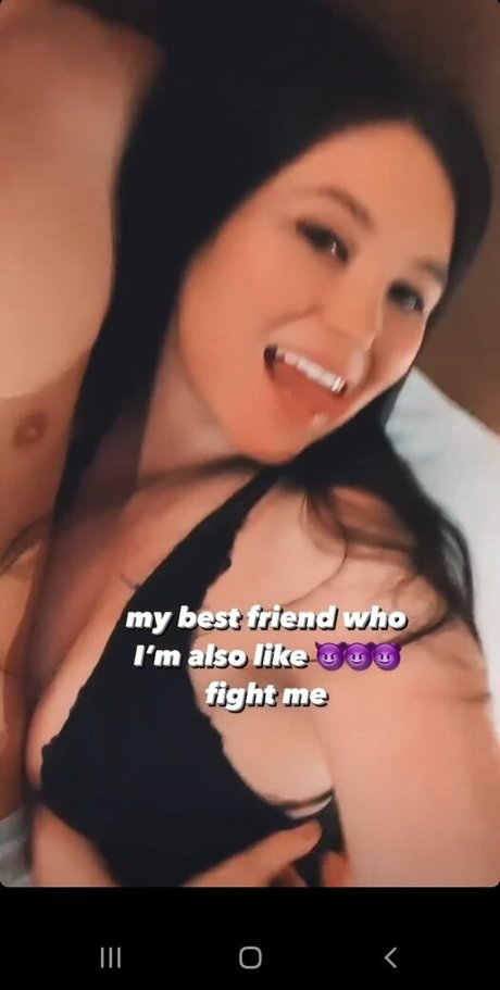 Selena USAF Babe onlyfans post