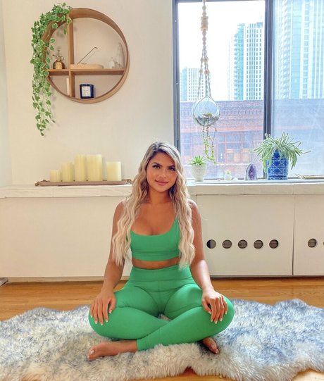 onlytaz Profile image